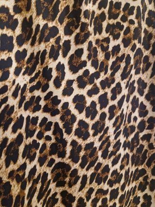 Falda midi animal print