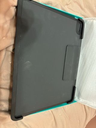 Logitech Slim Folio Pro iPad 12.9" (3ª gen
TECLADO