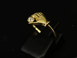 anillo oro 18k con piedra con circonita
