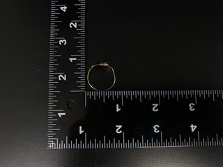 anillo oro 18k con piedra con circonita