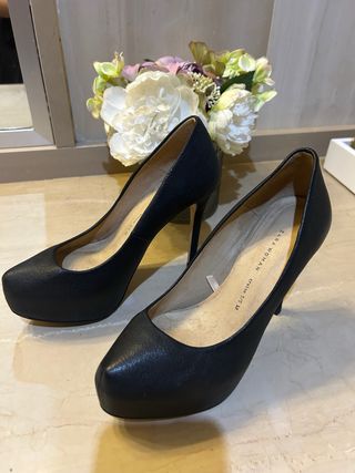 Zapatos tacón negros Zara
