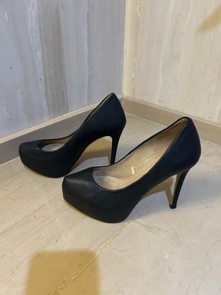 Zapatos tacón negros Zara