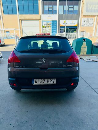 PEUGEOT 3008 1.6HDI 115CV 