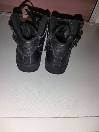 Nike Air Force 1 Botas - Talla 38