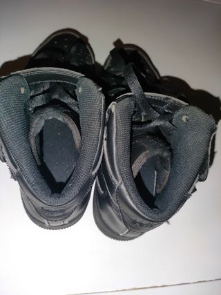 Nike Air Force 1 Botas - Talla 38