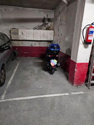 Alquilo plaza garaje moto Astrabudua