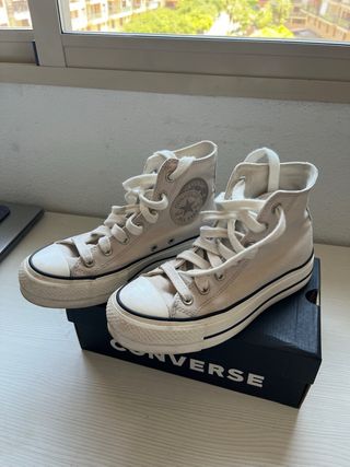 Converse bota con plataforma beige