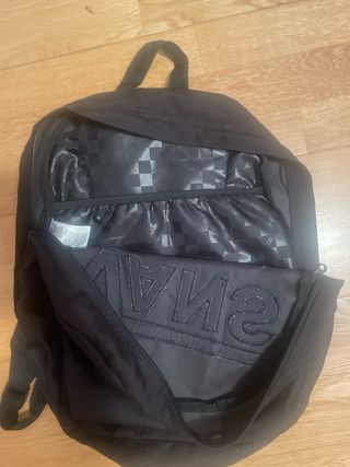 Mochila Vans negra