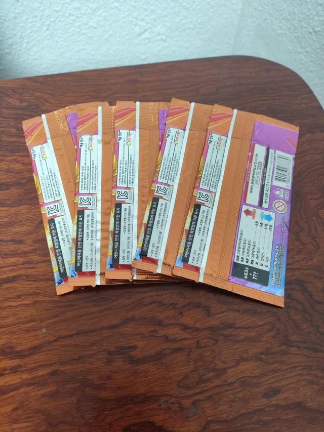 5 Sobres Pokémon - Heat Wave Arena (Coreano)