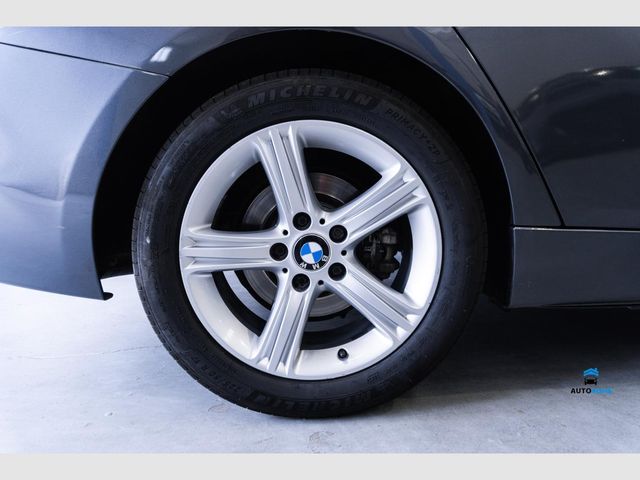 BMW Serie 3 320d Luxury