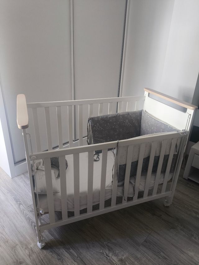 Cuna bebé Micuna - ¡Como nueva!