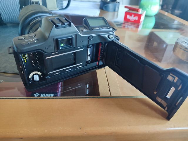 Minolta Maxxum 8000 - Cámara réflex