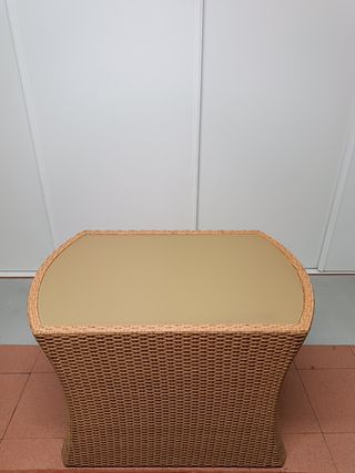 Mesa y 2 sillas ratán - balcón