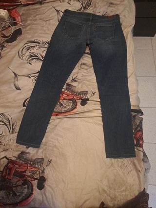 Vaqueros Levis - Azul Oscuro