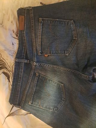 Vaqueros Levis - Azul Oscuro