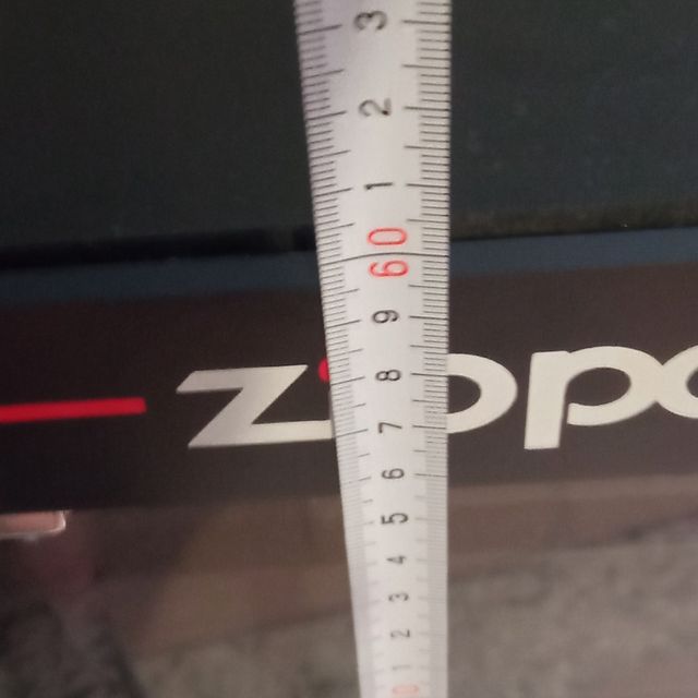 Armario Expositor Zippo vitrina