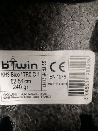 Vendo casco de bicicleta para niños en buen estado