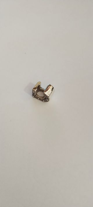 Letra J Charm Pandora. Plata de Ley.