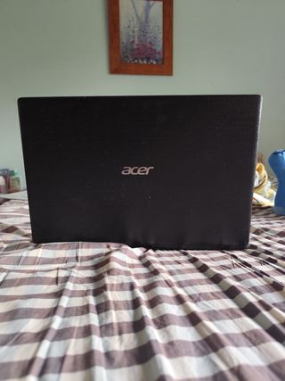 Portátil Acer AMD A4 - Negro