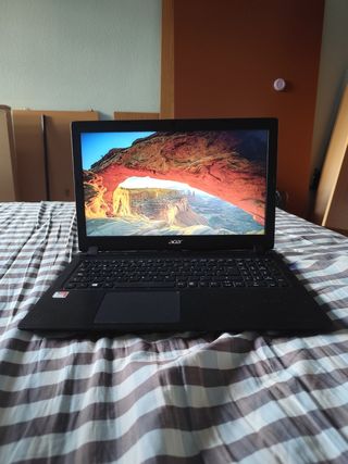 Portátil Acer AMD A4 - Negro