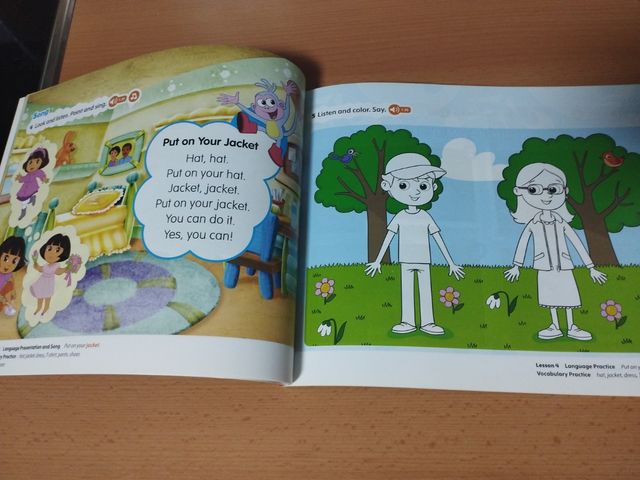 Learn English with Dora the Explorer 2. Class Book
