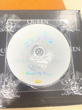 Libro Queen - A Kind Of Magic