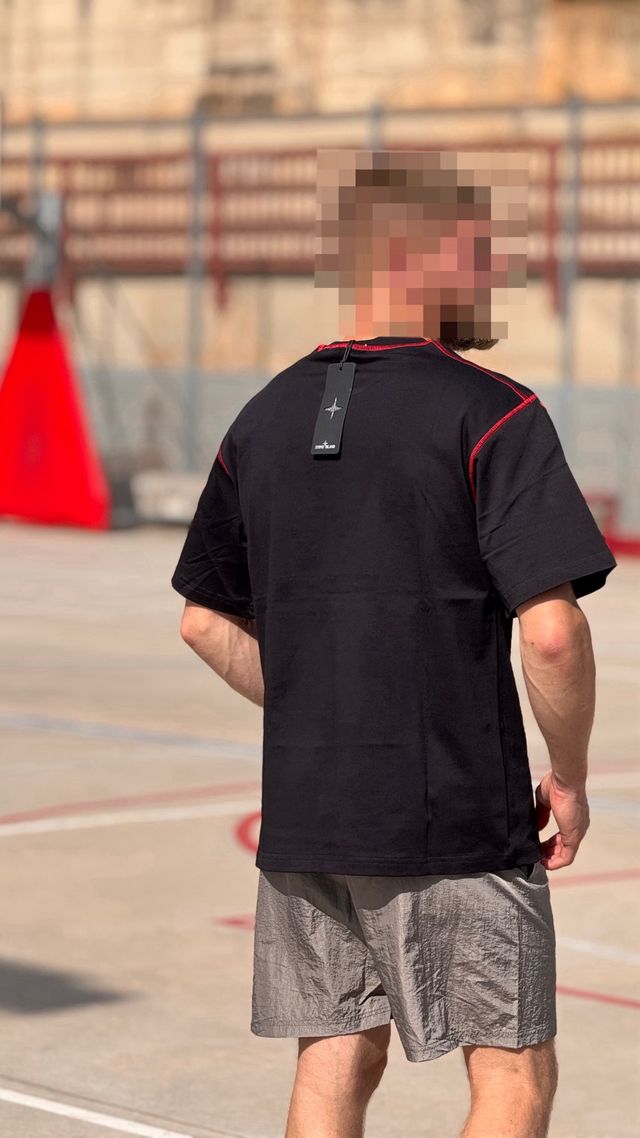 Camiseta Stone Island negra - Talla L