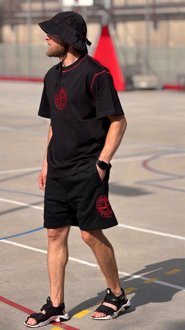 Camiseta Stone Island negra - Talla L