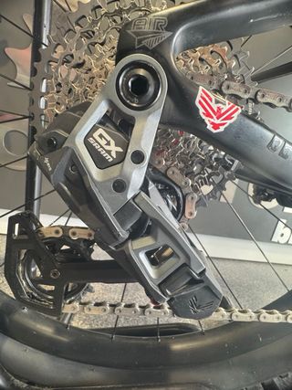 Crossfire 428 todo carbono, electrónico, bici test