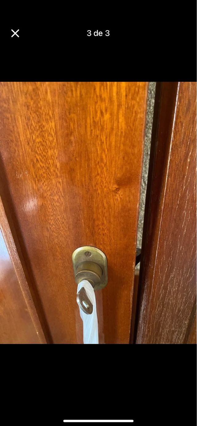 Puerta madera maciza 