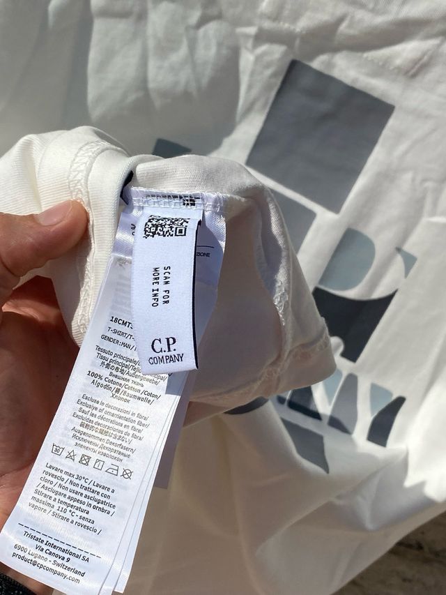 C.P. Company camiseta blanca talla “M”