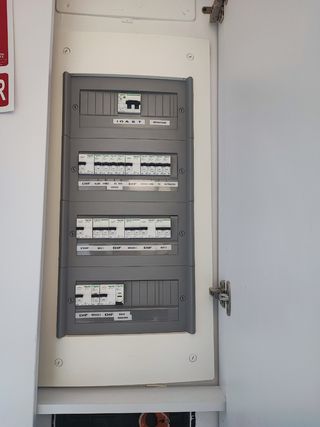 Electricista/ Instalador