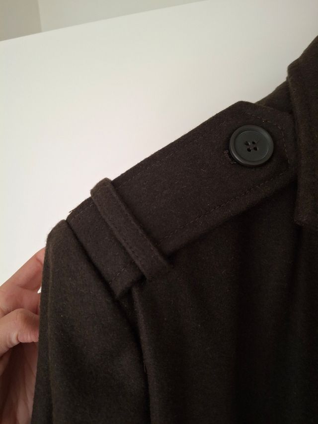 Abrigo Zara verde oliva