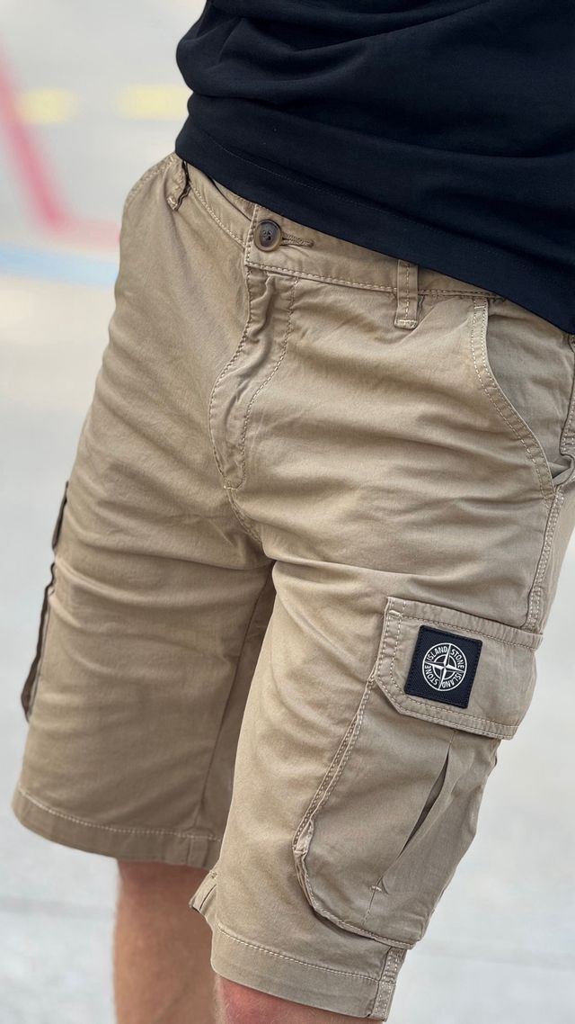 Bermudas Stone Island beige Talla “M”