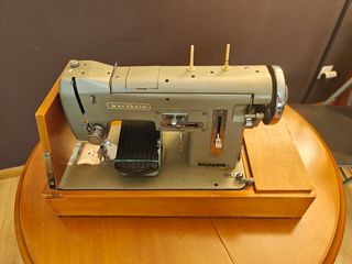 Máquina coser Wertheim Antigua