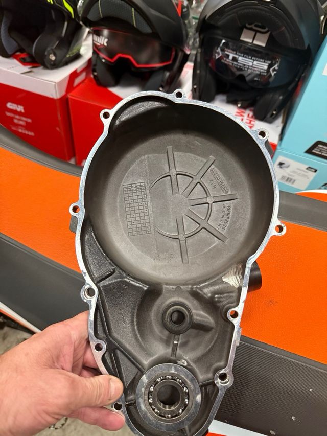 TAPA EMBRAGUE KTM 640 LC4
