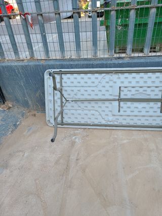 Mesa Plegable Blanca y Gris