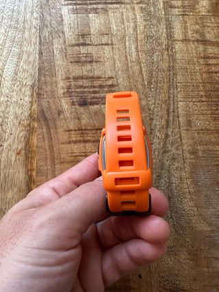 Reloj Nixon digital naranja