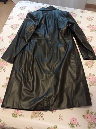 Gabardina negra Zara - Talla L
