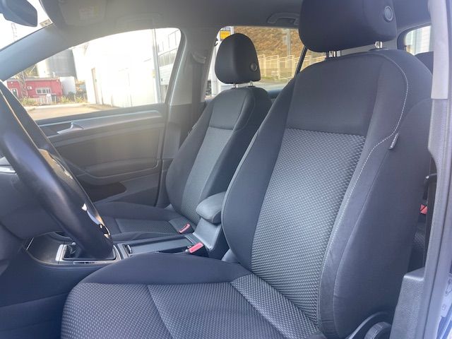 Volkswagen Golf Last Edition 1.6Tdi