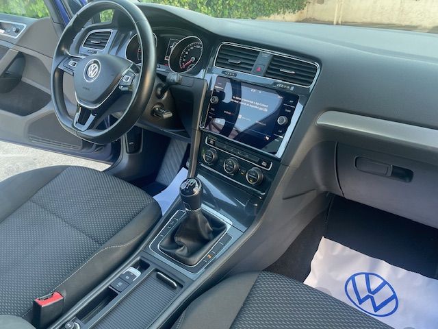 Volkswagen Golf Last Edition 1.6Tdi