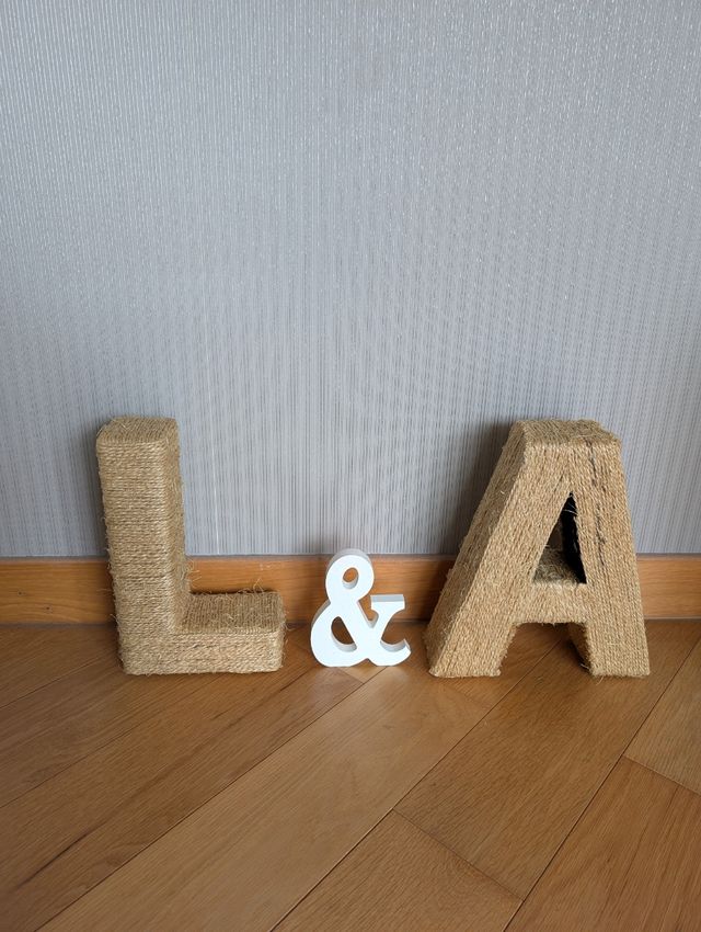 Letras decorativas L&A de yute