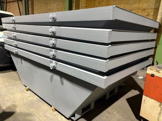 contenedor de cadenas metálico