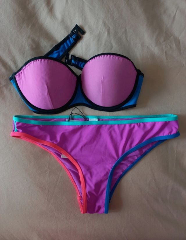 Bikinis lote 2