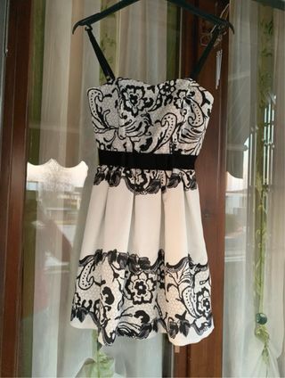 Abito bianco e nero spalline sottili