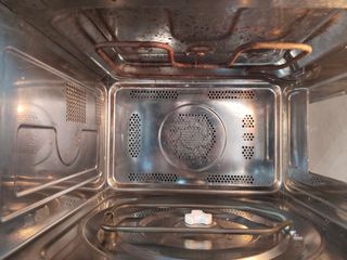Microondas con horno - 25L