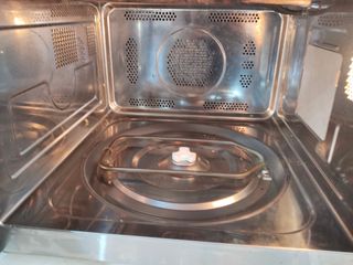 Microondas con horno - 25L