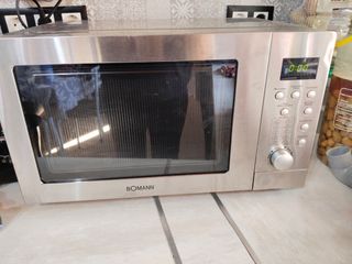 Microondas con horno - 25L