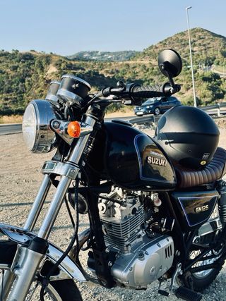 Suzuki GN 125 Customizada