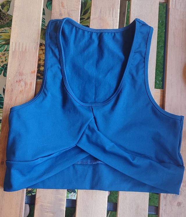 Tops deportivos